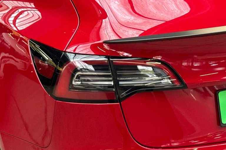 2022 Tesla Model 3 Performance AWD 4dr [Performance Upgrade] Auto SALOON ELECTRIC Automatic