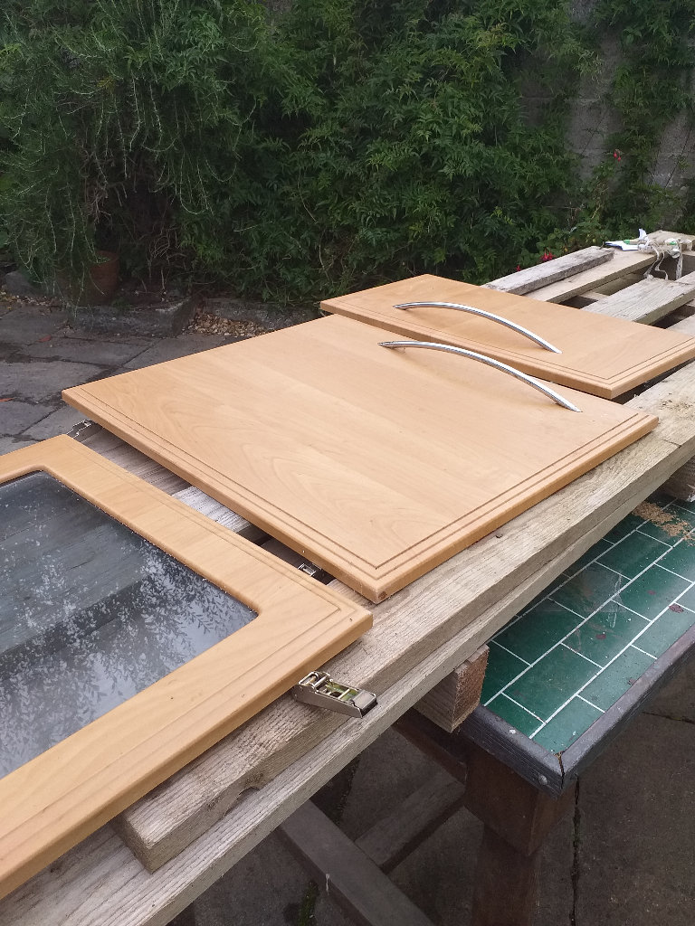 Replacement kitchen doors and cupboards freerds