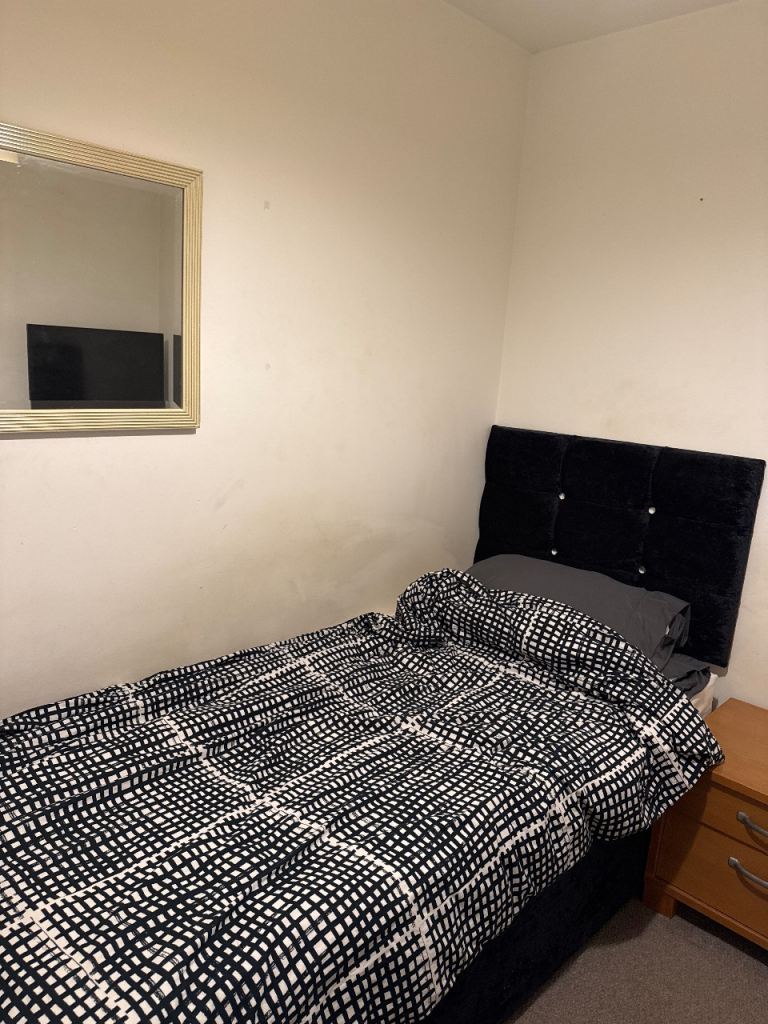 Single room for Brighton Pride Weekend 