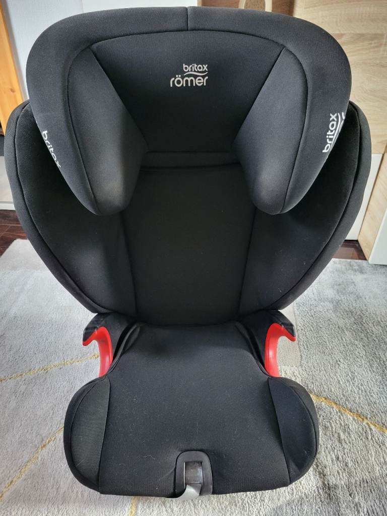 Britax car seat 15-36kg isofix