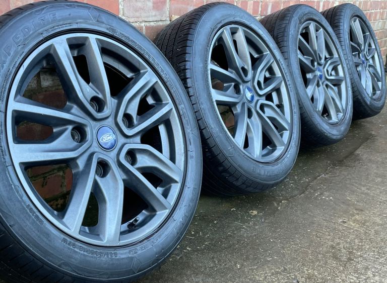 image for 4 x Genuine Ford Transit Custom Sport 18" Alloy Wheels + Tyres Grey 2221670 Set