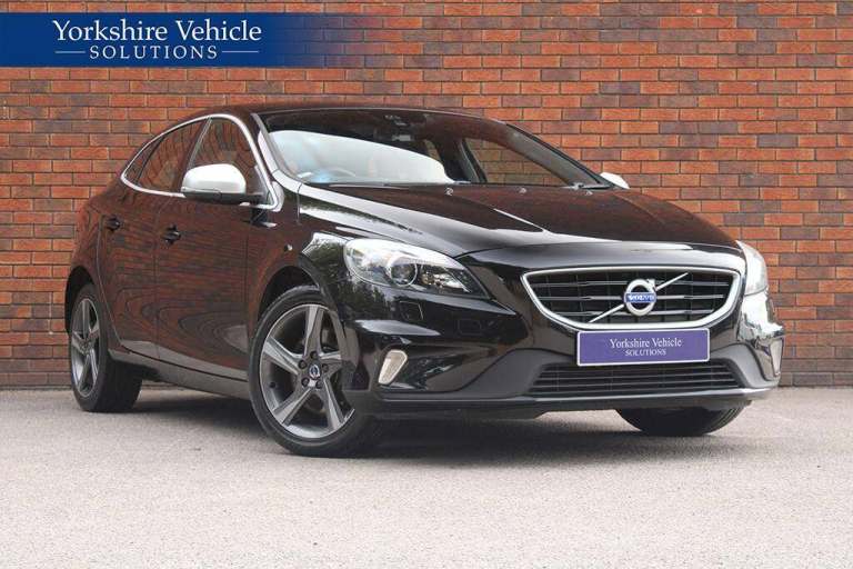 2015 Volvo V40 D2 [120] R DESIGN Lux 5dr Geartronic HATCHBACK DIESEL Automatic