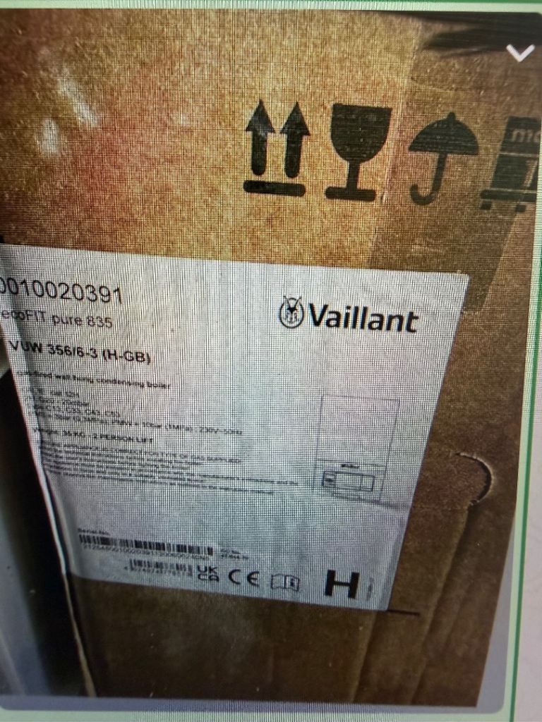 Valiant ecoFIT pure 835 Boiler. New in original packaging