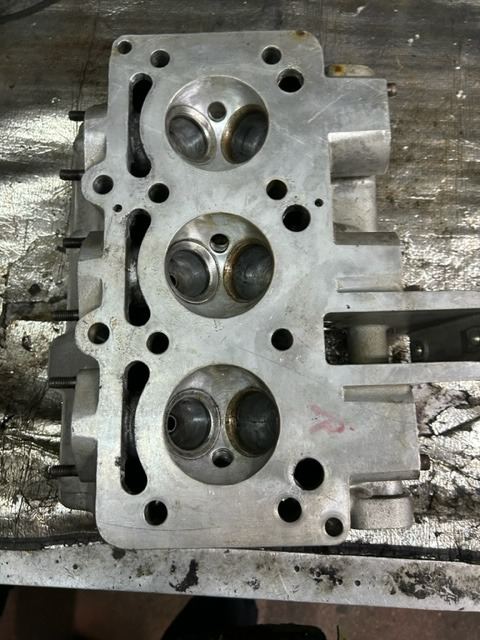 Cylinder head for Citroen SM