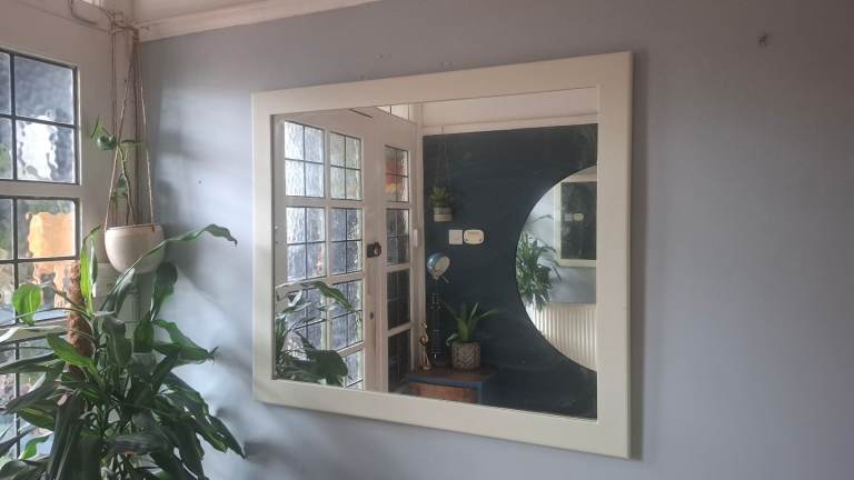 Lage mirror 