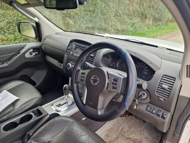 2014 Nissan Navara Automatic LWB 5 Seat Double Cab  Drives Perfect  12mth MOT