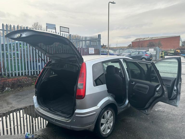 2004 Ford Fusion 1.6 + 5dr Auto HATCHBACK Petrol Automatic