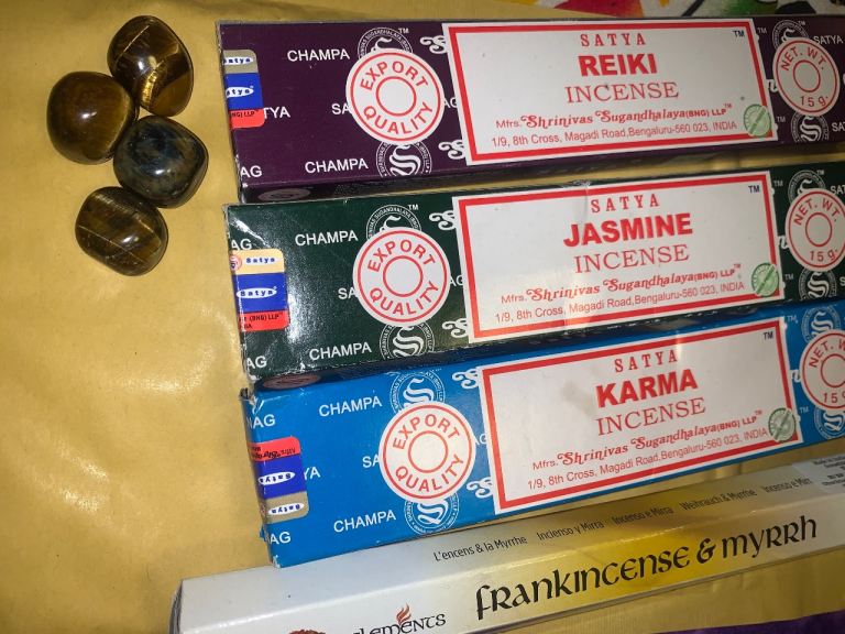 Satya/Element Incense Sticks Bundle with Tigers Eye Crystals - Premium Relaxation Enhancement Set