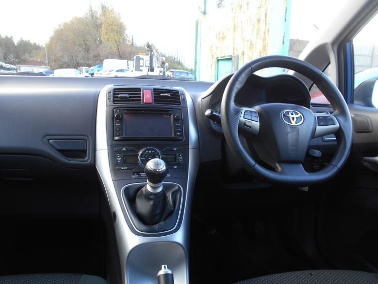 2012 Toyota Auris 1.6 V-Matic TR 5dr HATCHBACK Petrol Manual