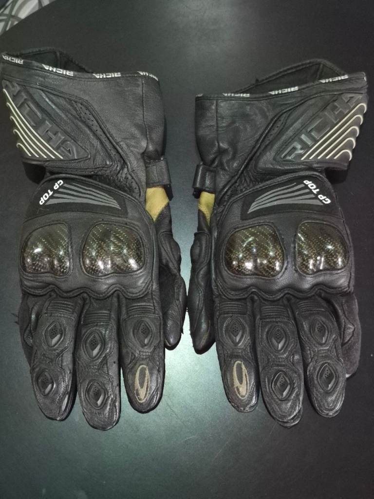 Richa leather motorbike gloves M