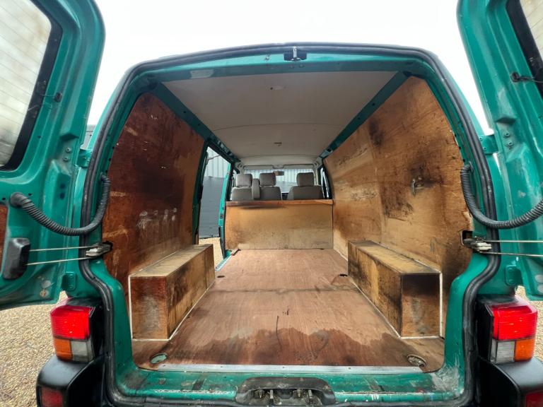 1999 Volkswagen Transporter 1.9 Transporter T4 NA Diesel Manual