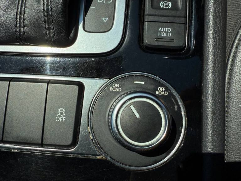 2017 17 VOLKSWAGEN TOUAREG 3.0 TDI V6 BLUEMOTION TECH R-LINE PLUS SUV 5DR DIESEL