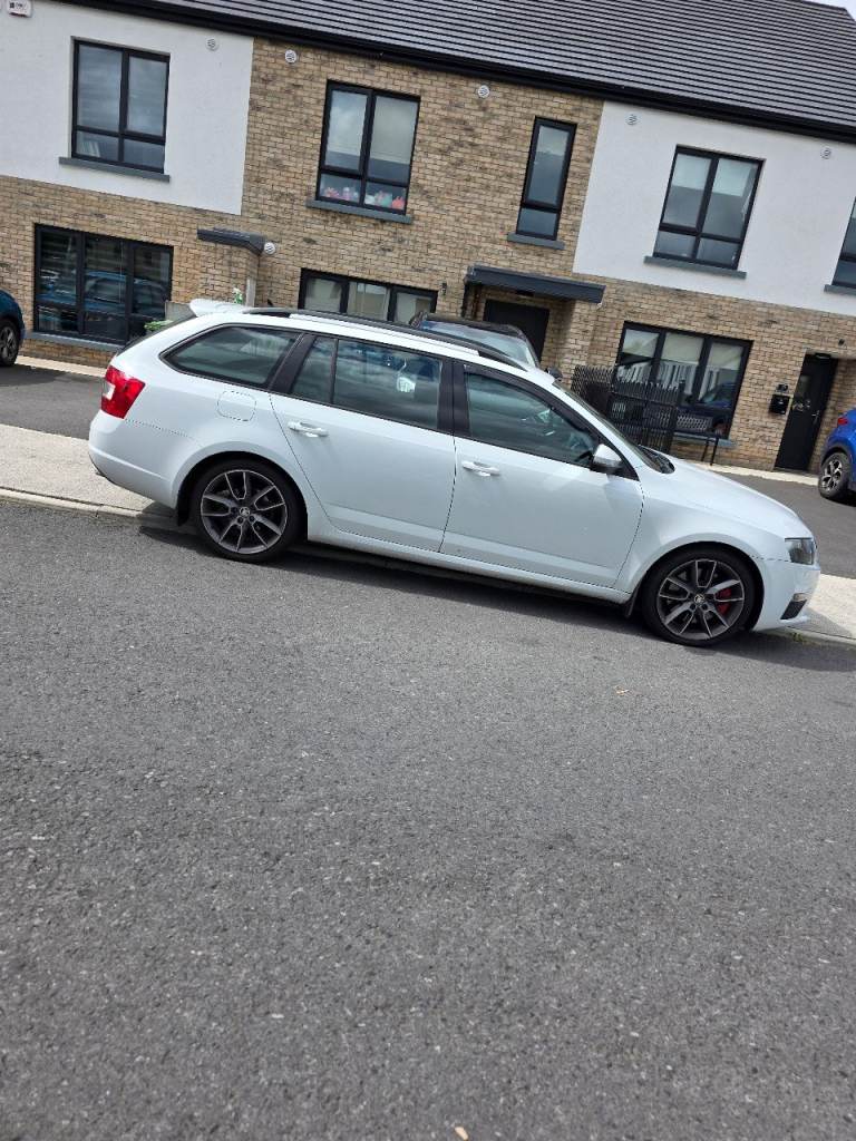 Skoda, OCTAVIA, Estate, 2015, Manual, 1968 (cc), 5 doors