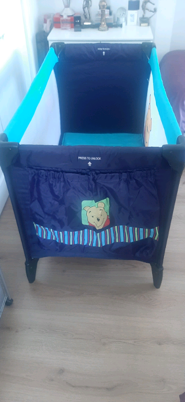 Hauck Disney Travel Cot