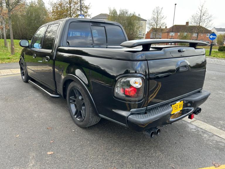 2004 Ford F150 HARLEY DAVIDSON 5.4 v 8  Truck  Petrol Automatic