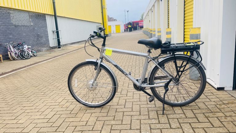 E-bike 250 watts, maximum 15.5 Mph, UK legal on the road 