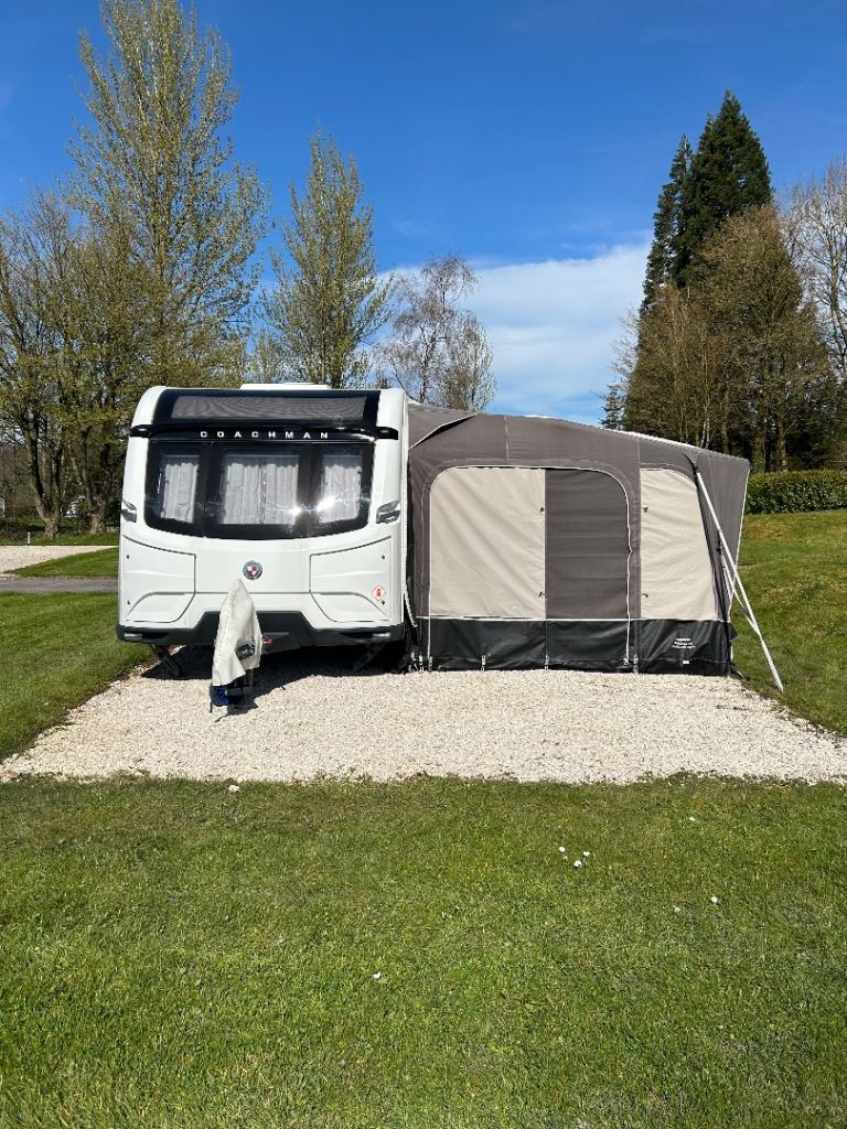 2022 Coachman VIP 520