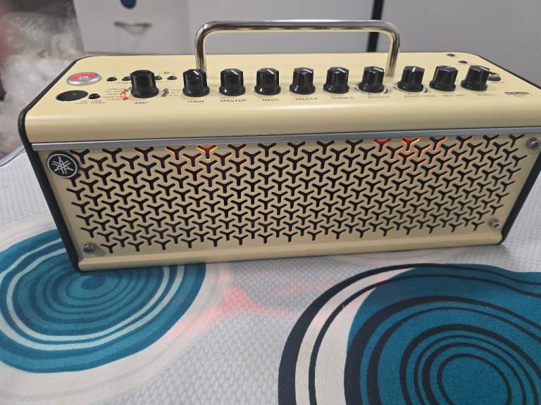 Yamaha THR10II Wireless Guitar Amplifier – Excellent Condition