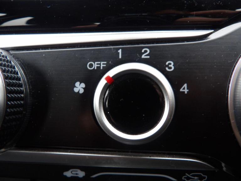 2020 Honda Jazz 1.3 i-VTEC SE Hatchback 5dr Petrol CVT Euro 6 (s/s) (102 ps) HATCHBACK Petrol Aut...