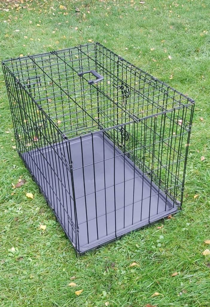 Medium  Sized Dog Crate - BRAND NEW & BOXED