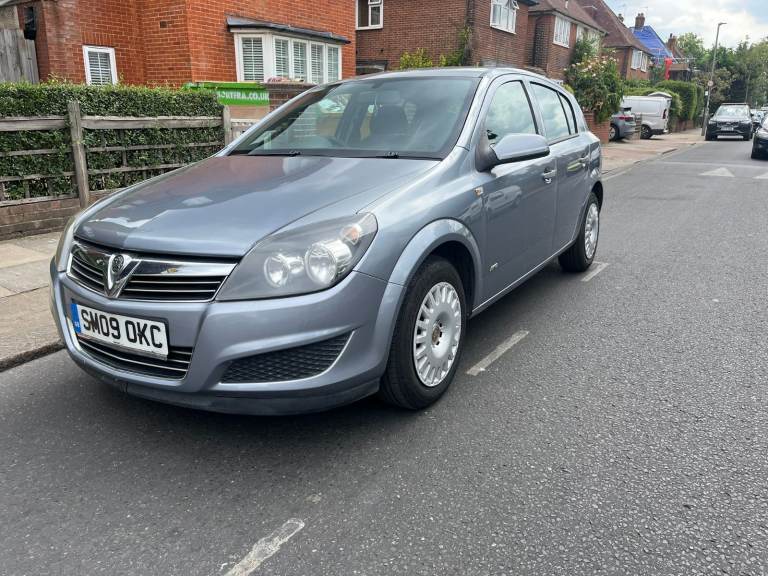 Vauxhall, ASTRA, Hatchback, 2009, 1796 (cc), 5 doors, AUTOMATIC.