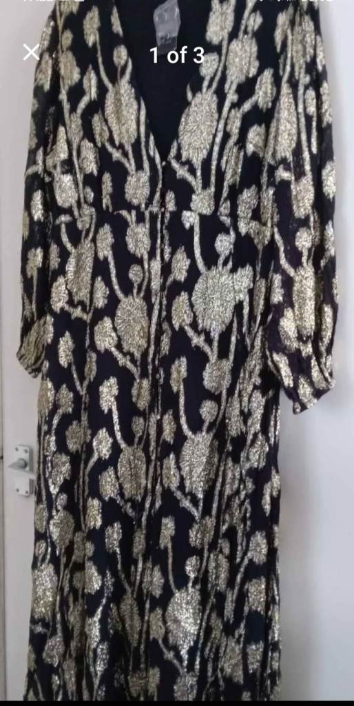 LADIES DRESS SIZE 20