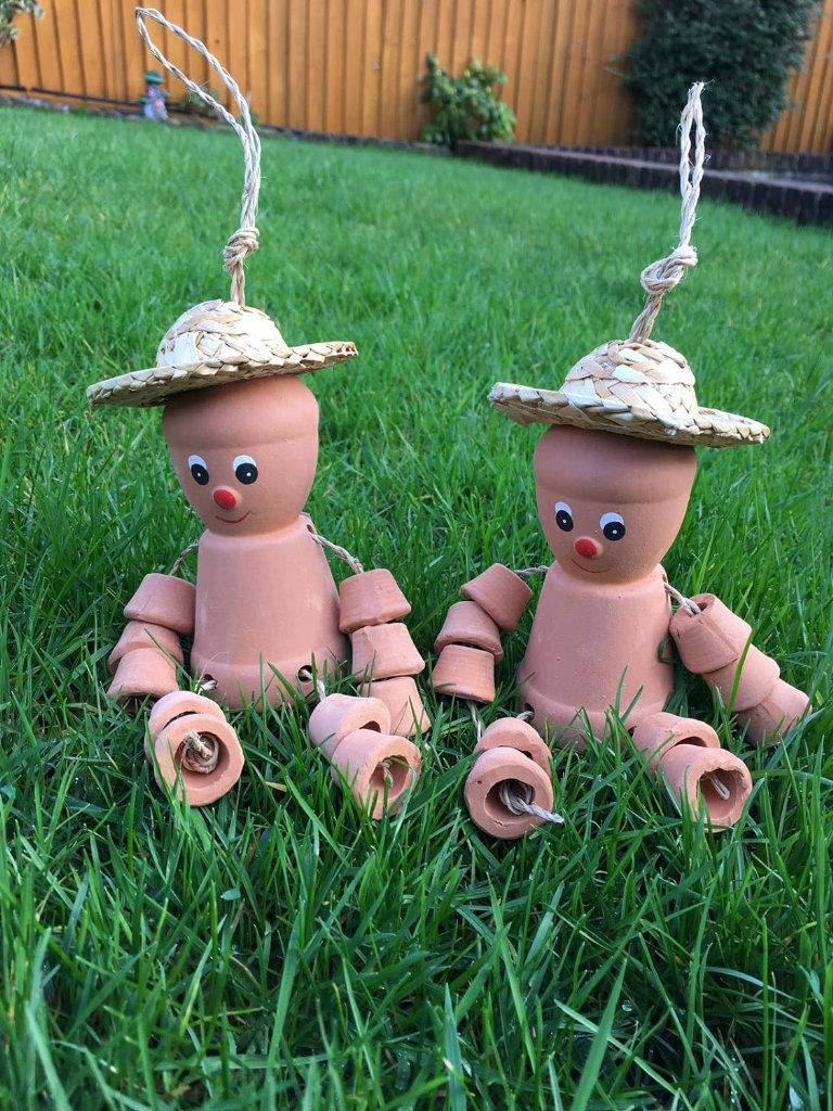 Set of 2 Clay Terracotta Flower Pot Men Bill & Ben Style (Small Size)) Garden Ornament