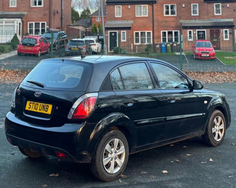 2010 Kia Rio 1.4 1 5dr HATCHBACK Petrol Manual