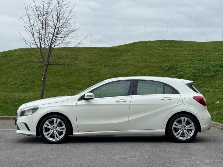 2016 Mercedes-Benz A-Class A180d Sport 5dr HATCHBACK Diesel Manual