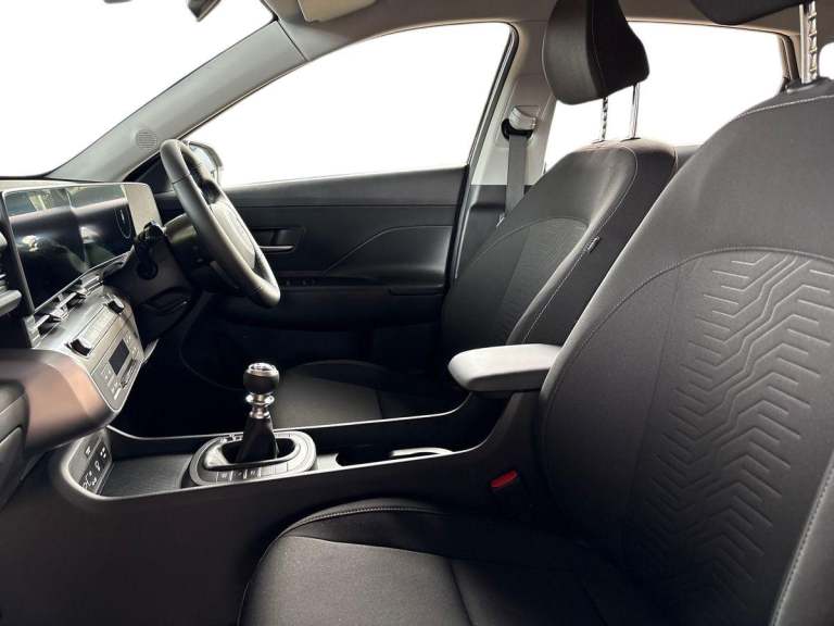 2025 Hyundai KONA 1.6T 138 Advance 5dr HATCHBACK PETROL Manual