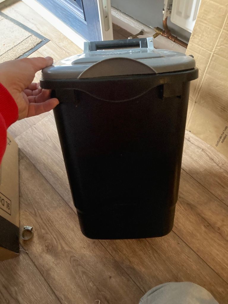 As new bin food large 