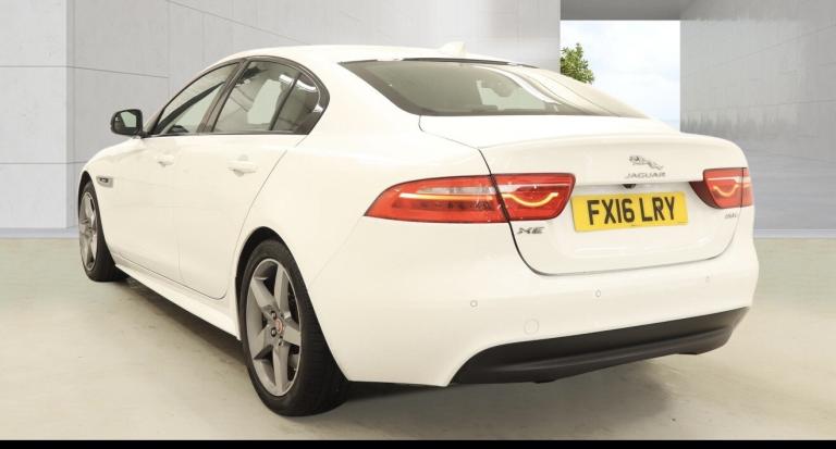 JAGUAR XE 2.0 GTDi R-Sport 2016