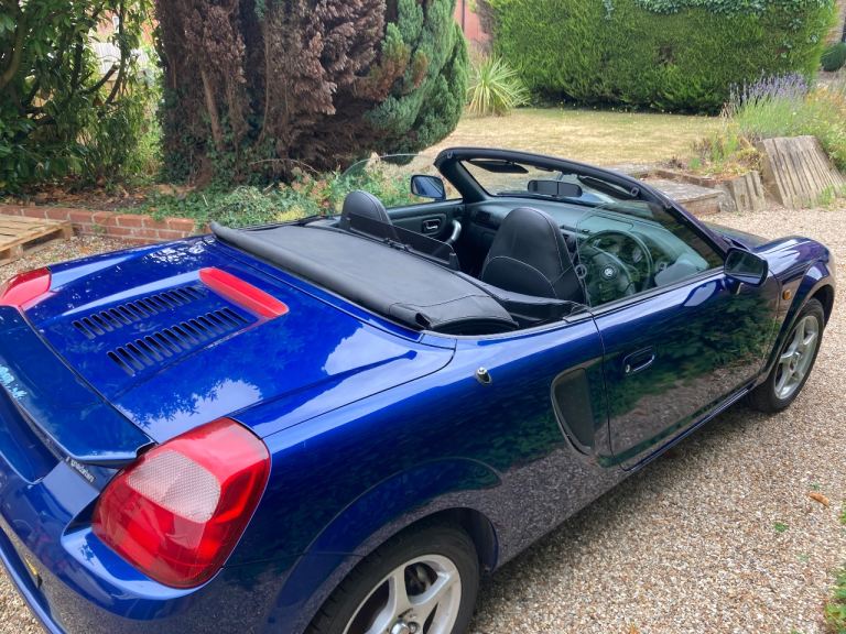 Toyota, MR2, Convertible, 2002, Manual, 1794 (cc), 2 doors