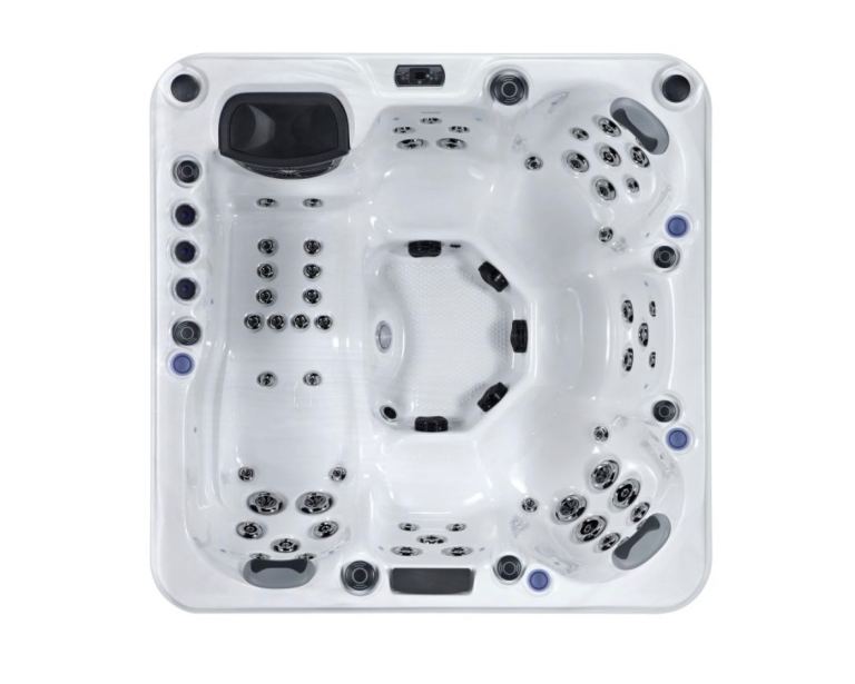 Brand New Gecko Ruby 5-6 Person Hot Tub 