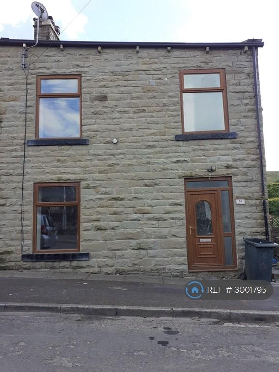 2 bedroom house in Cutler Lane, Bacup, OL13 (2 bed) (#3001795)