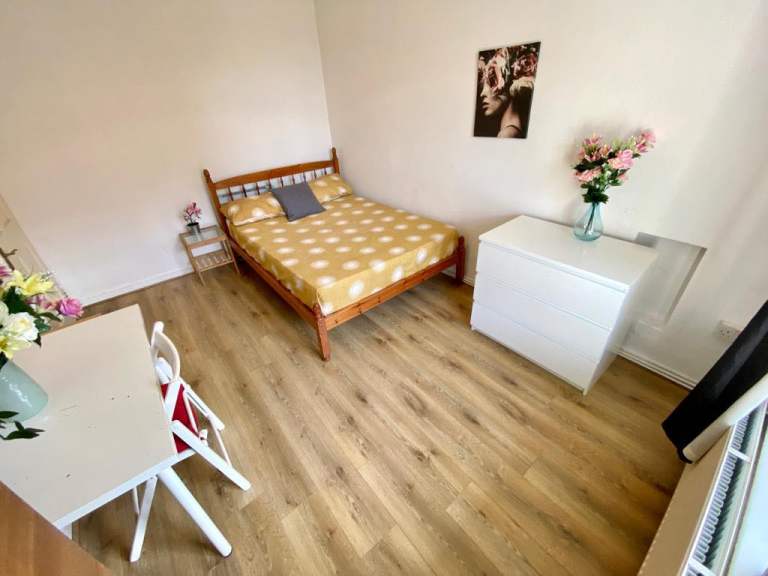 🌿Double Room Available – Hackney Central, E5📍