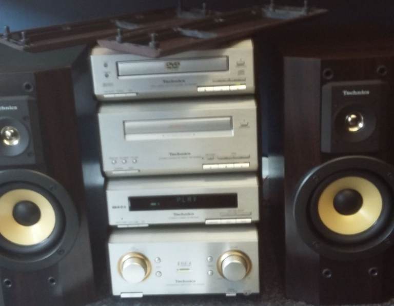 Rare technics seperates with dvd cd player amp Cass deck tuner and speakers stack seperates 