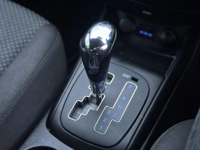 Hyundai, I30, Hatchback, 2011, Other, 1582 (cc), 5 doors