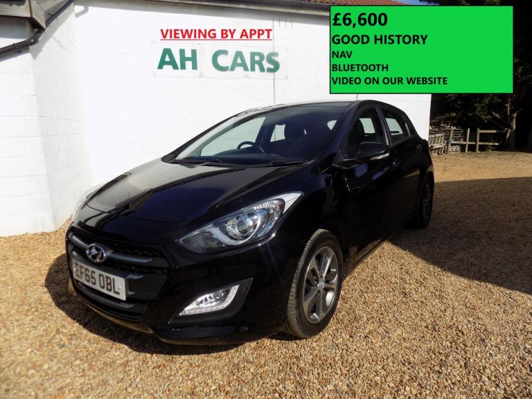 2015 Hyundai i30 1.6 CRDi Blue Drive SE Nav 5dr DCT (AUTO) HATCHBACK Diesel Automatic