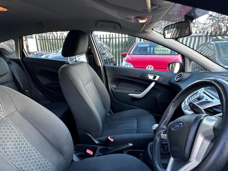 2012 Ford Fiesta 1.4 Zetec 5dr HATCHBACK PETROL Manual