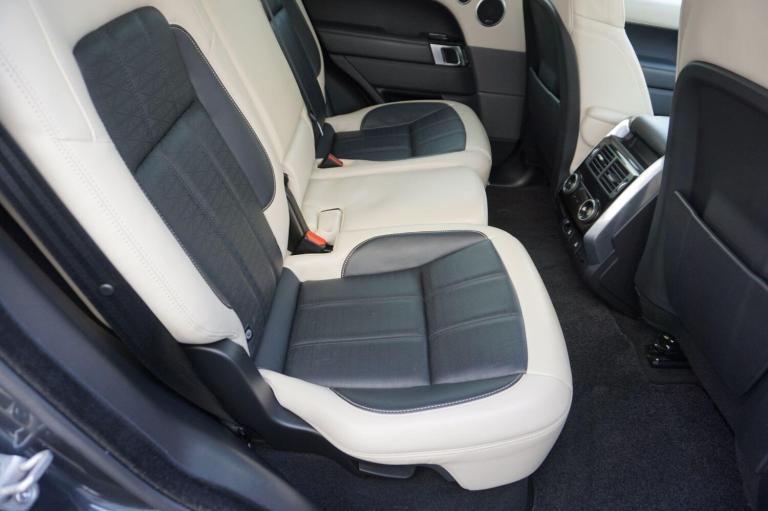 2018 Land Rover Range Rover Sport 3.0 SD V6 Autobiography Dynamic Auto 4WD Euro 6 (s/s) 5dr ESTAT...