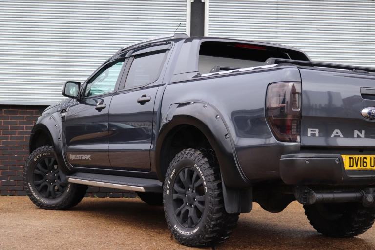 Ford Ranger 3.2 TDCi Wildtrak Auto - RAPTOR LOOKS 