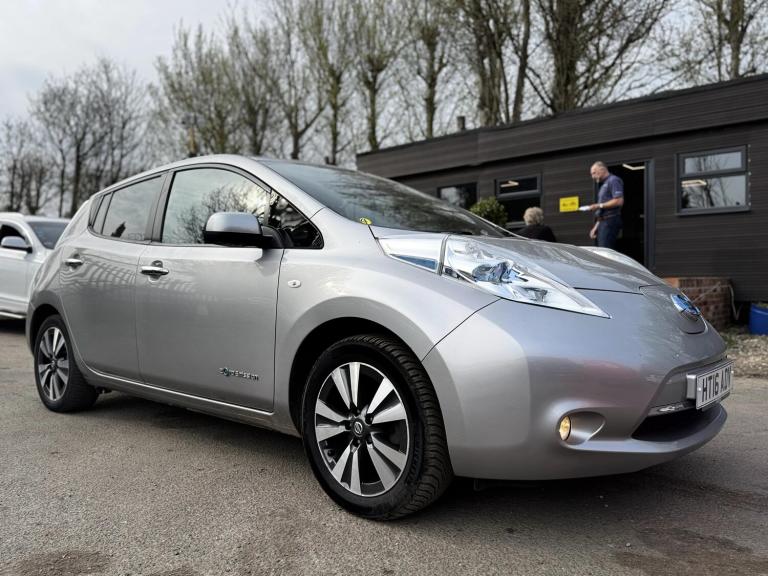2016 Nissan Leaf 30KWH TEKNA Hatchback Electric Automatic