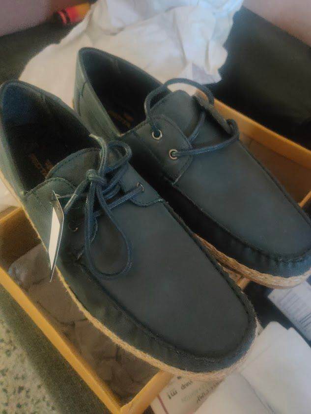 BRAND NEW NAVY BOAT SHOES SLIP ON - MENS SIZE 12 UK