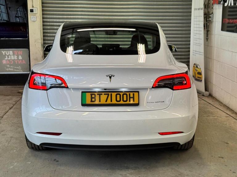 TESLA MODEL 3 (Dual Motor) Long Range Auto 4WDE 4dr 2021