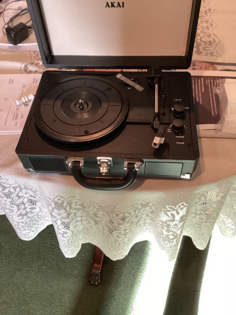 Akai record player