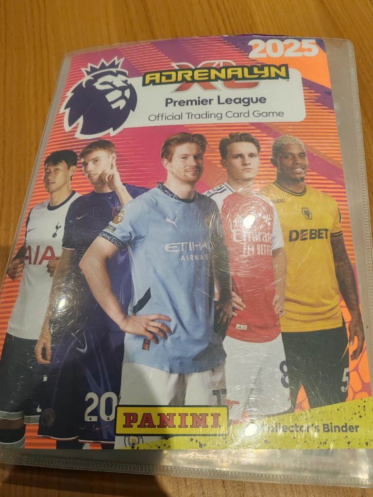 2025 Adrenalyn Premier League football binder