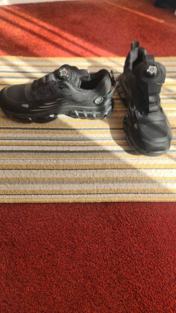 Mens saftey shoes