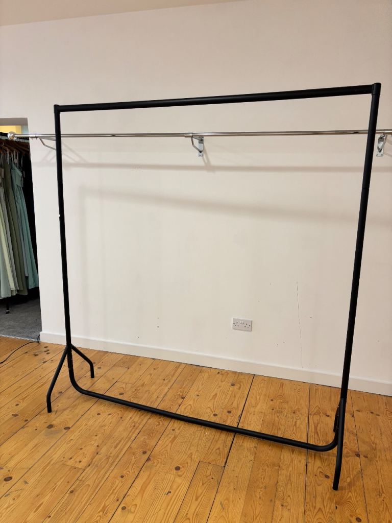 Heavy Duty Clothes Rail