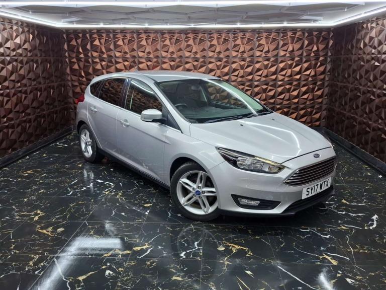 2017 Ford Focus 1.0 EcoBoost 125 Zetec Edition 5dr HATCHBACK PETROL Manual